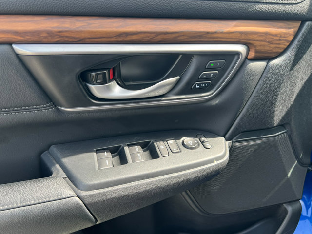Vehicle image 15 of 29