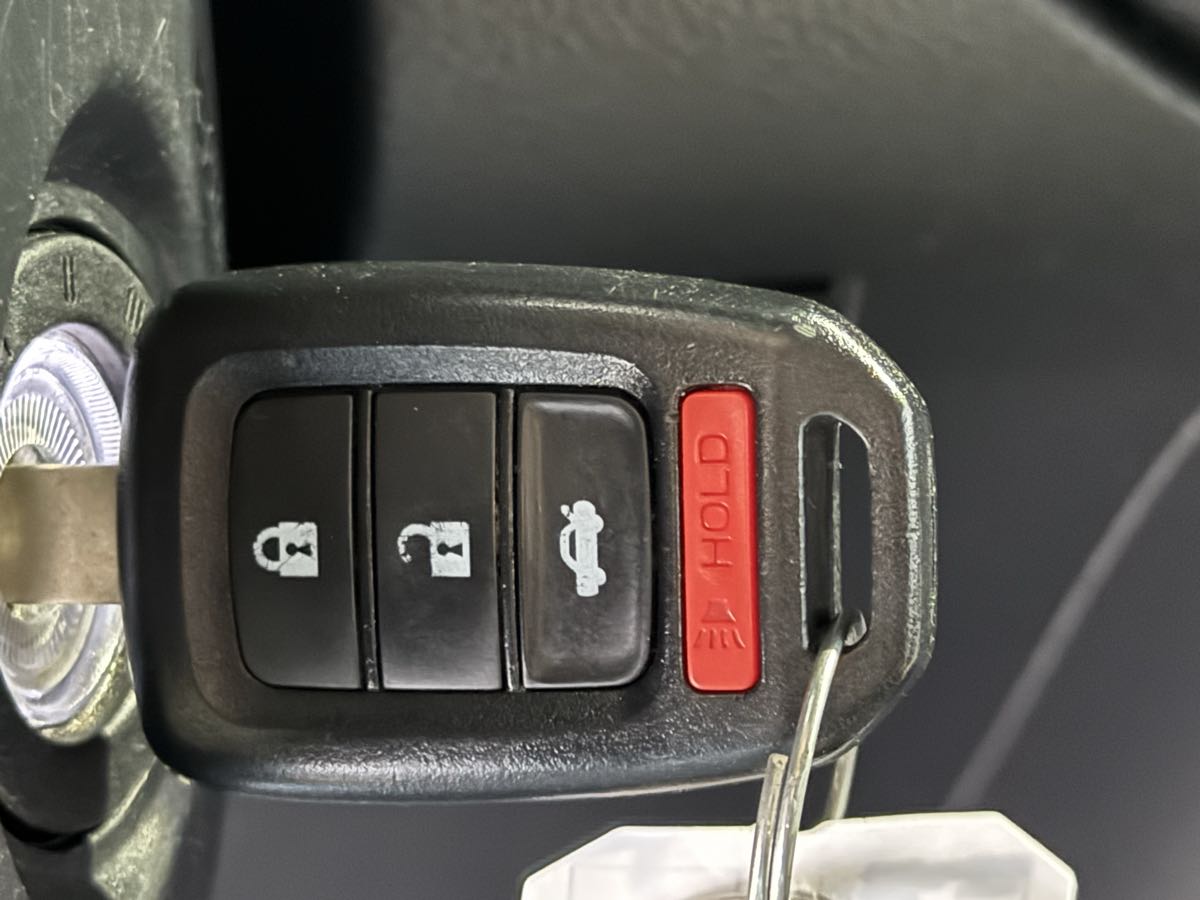 Vehicle image 23 of 53