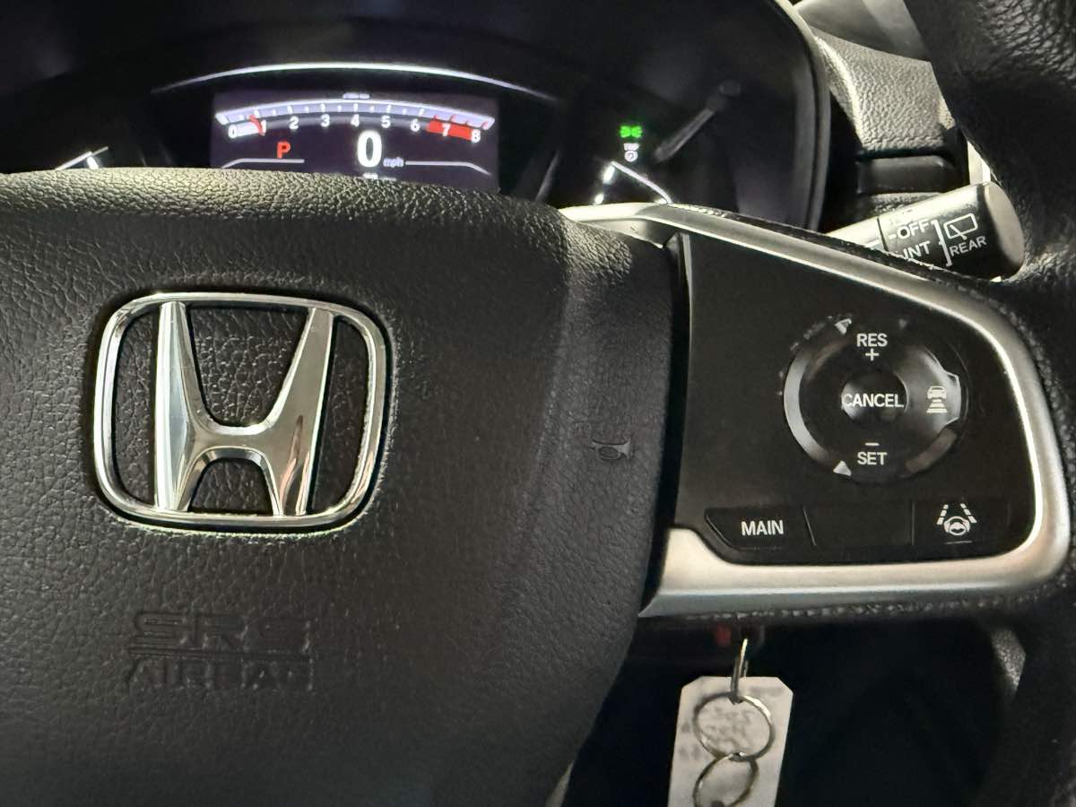 Vehicle image 21 of 53