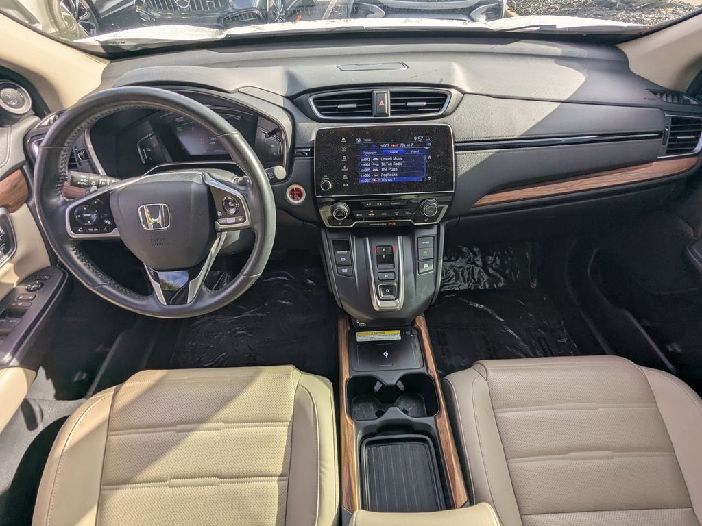 2020 Honda CR-V Hybrid Touring Image 11 of 25