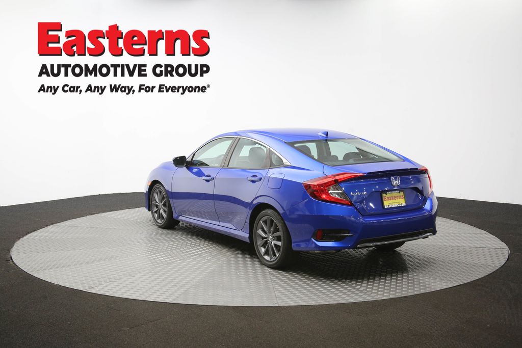 Vehicle image 34 of 61