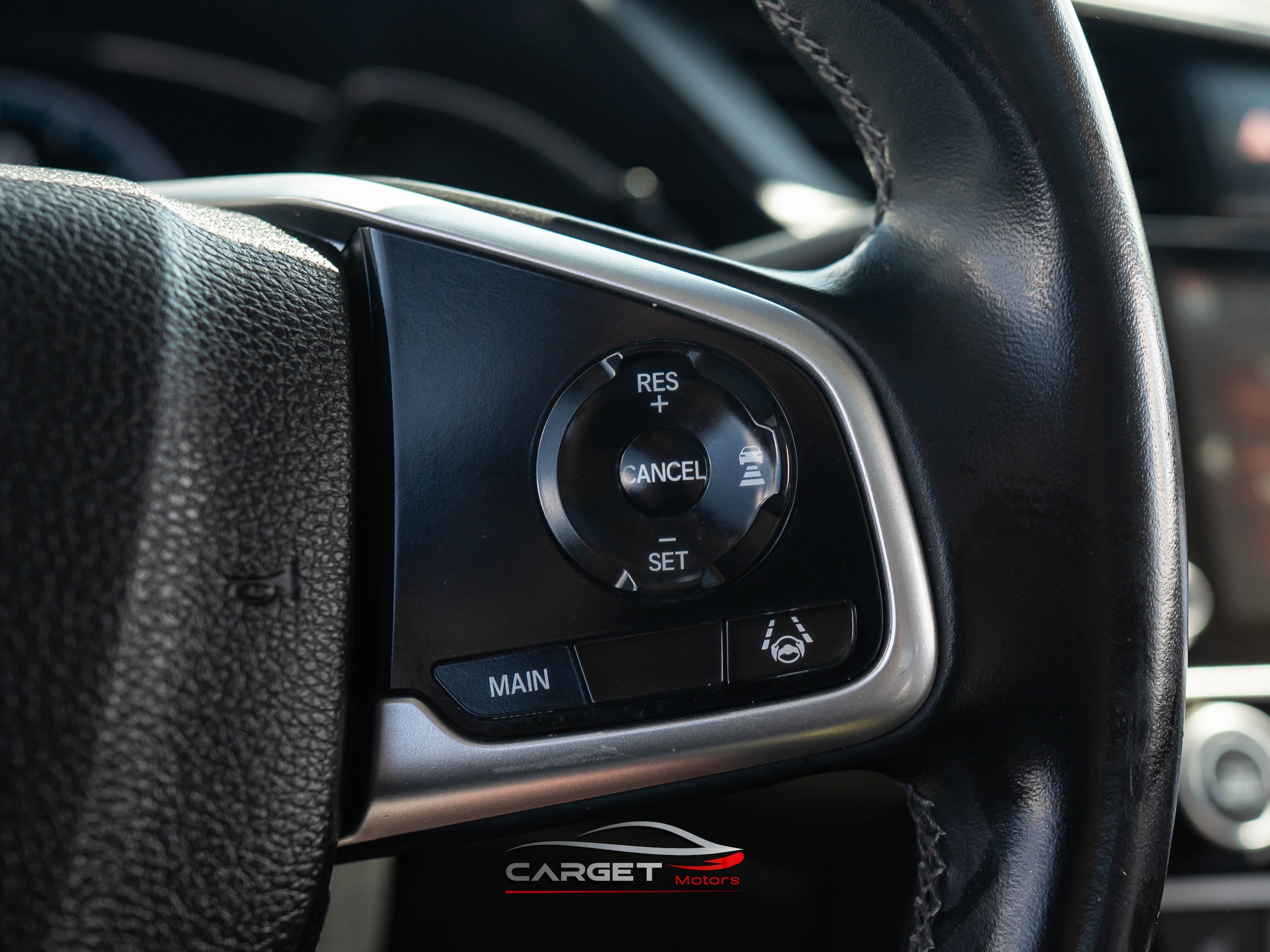 Vehicle image 24 of 46