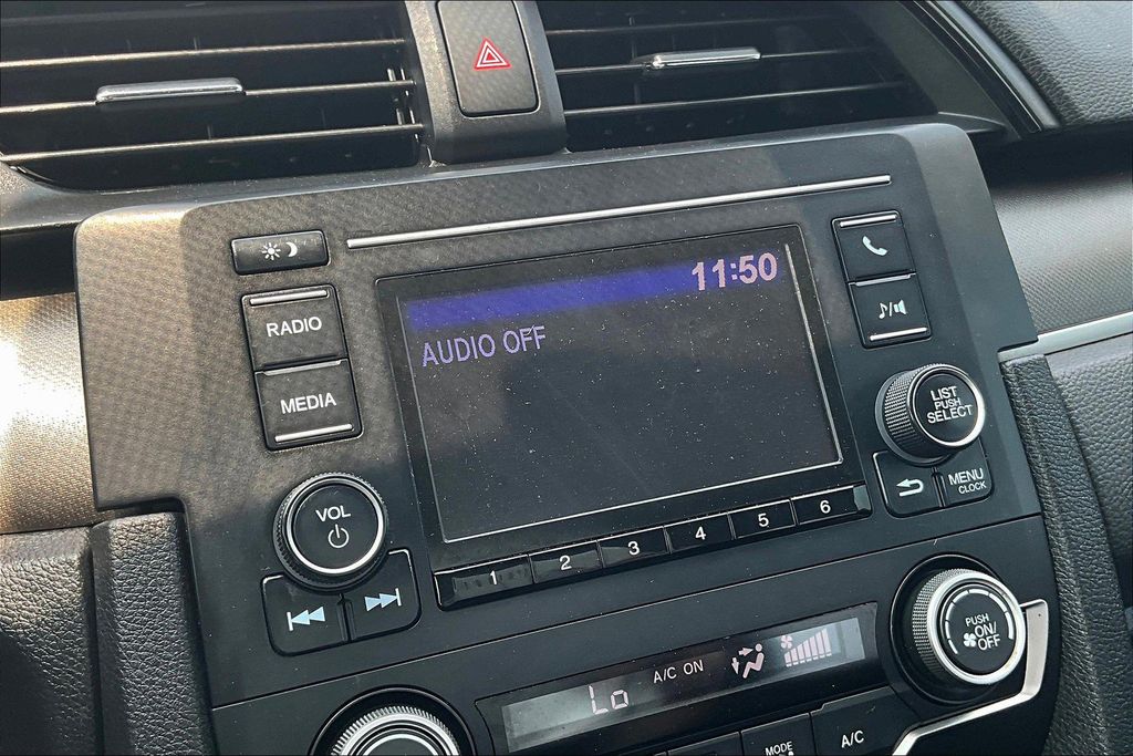 Vehicle image 25 of 36