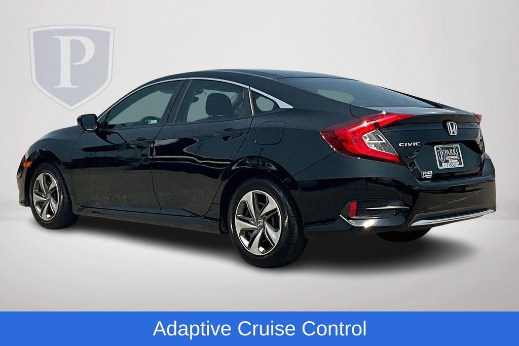 Vehicle image 10 of 36