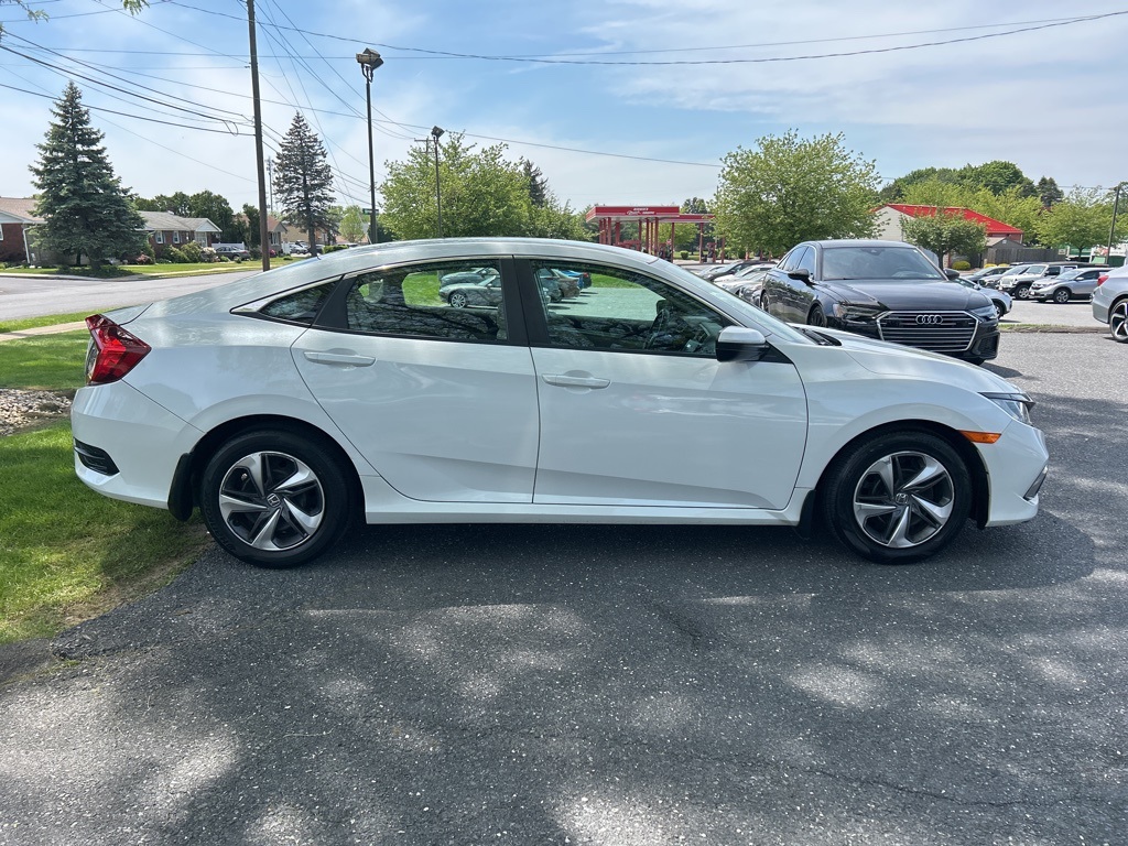 Vehicle image 4 of 46