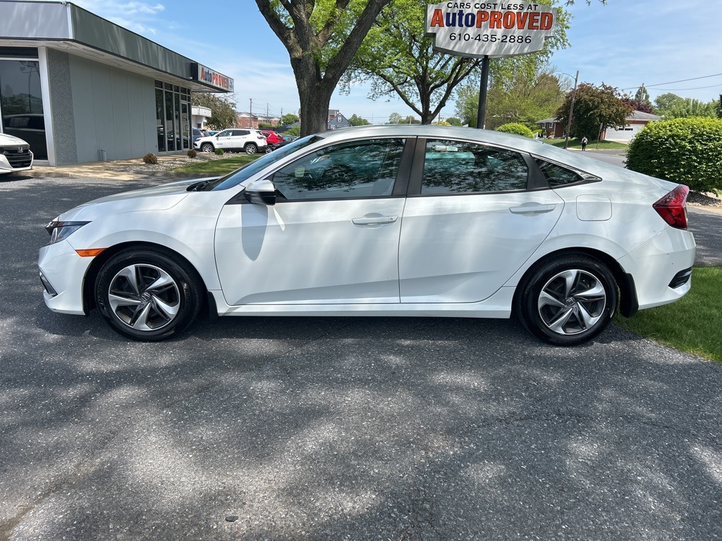 Vehicle image 8 of 46
