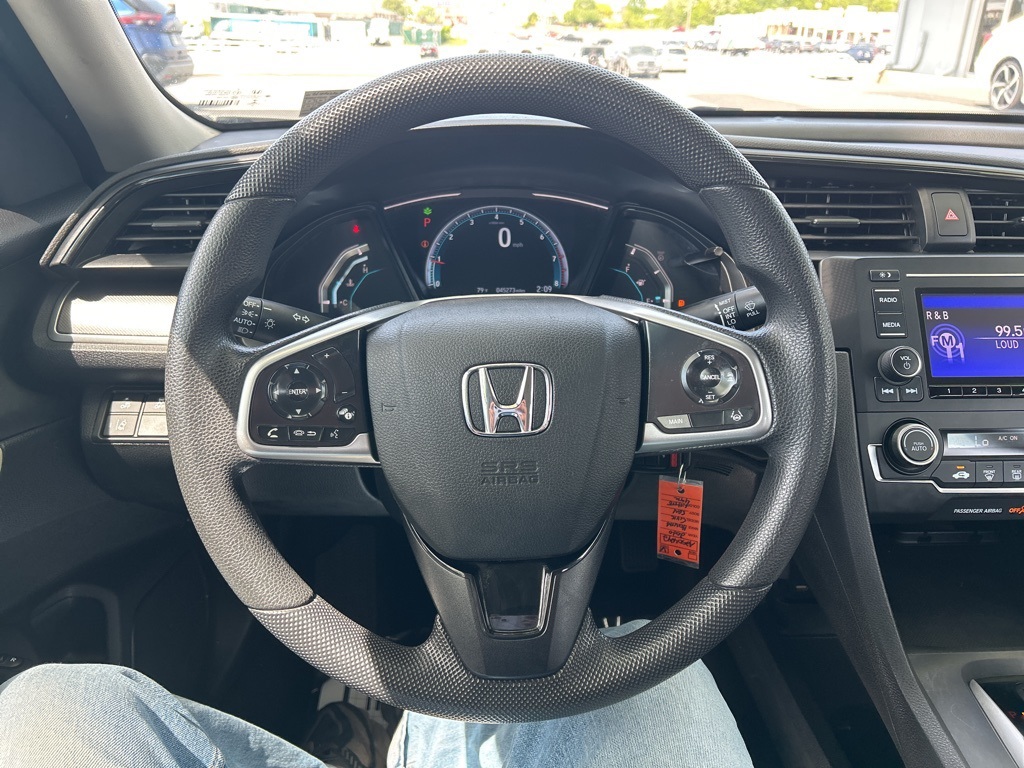 Vehicle image 20 of 46