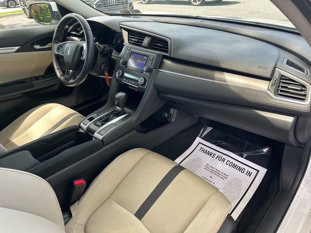 Vehicle image 43 of 46