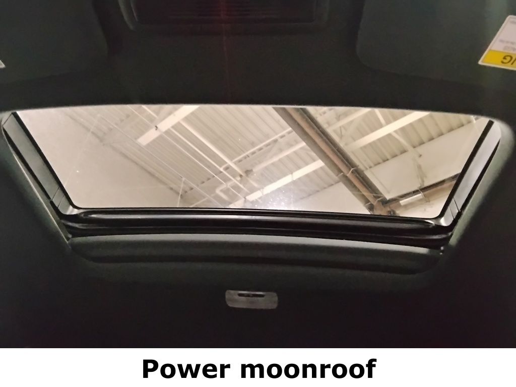 Vehicle image 25 of 44