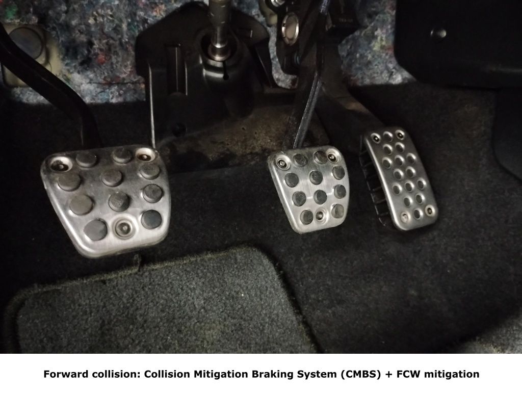 Vehicle image 10 of 44