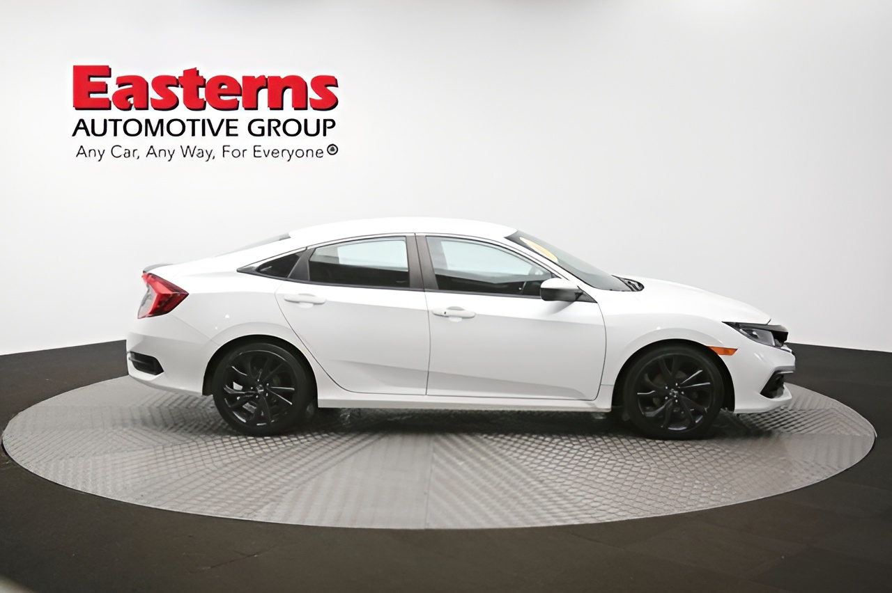 Vehicle image 79 of 97