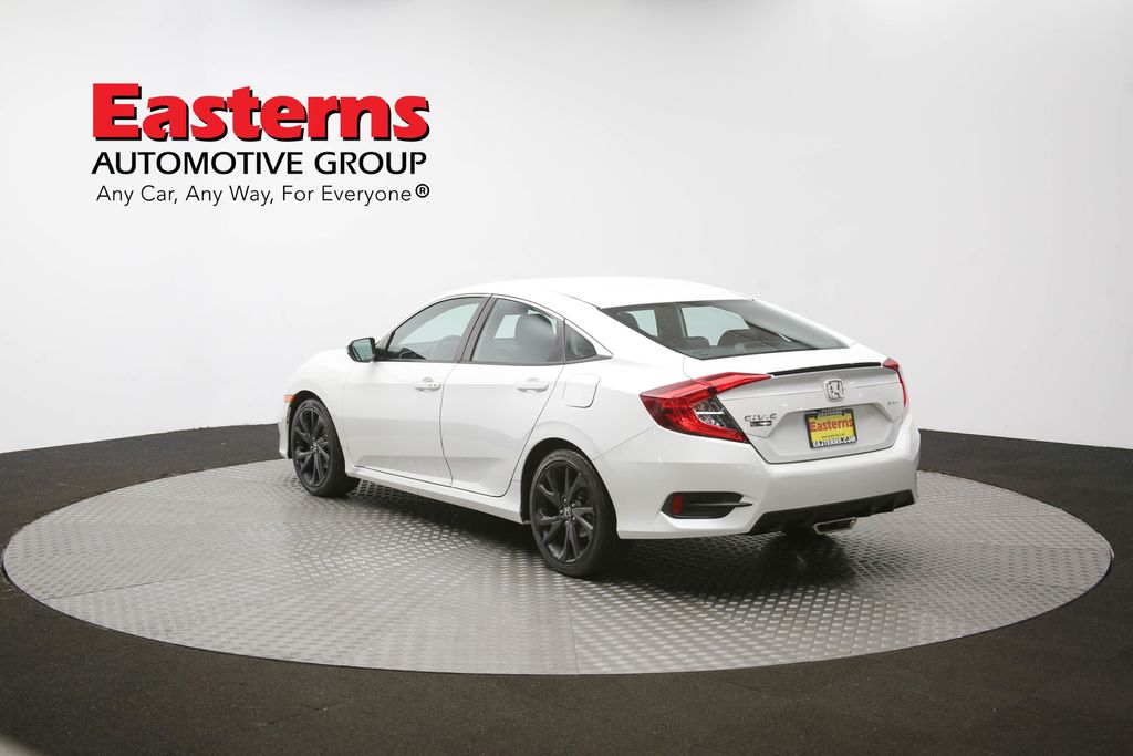 Vehicle image 32 of 97