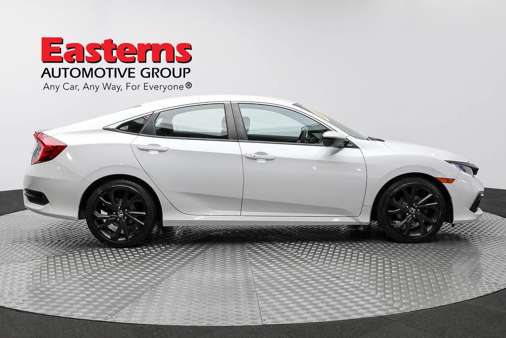 Vehicle image 17 of 97