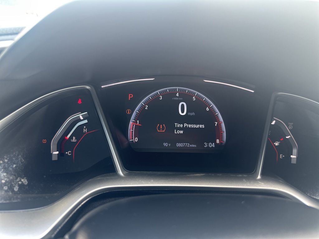 Vehicle image 25 of 27