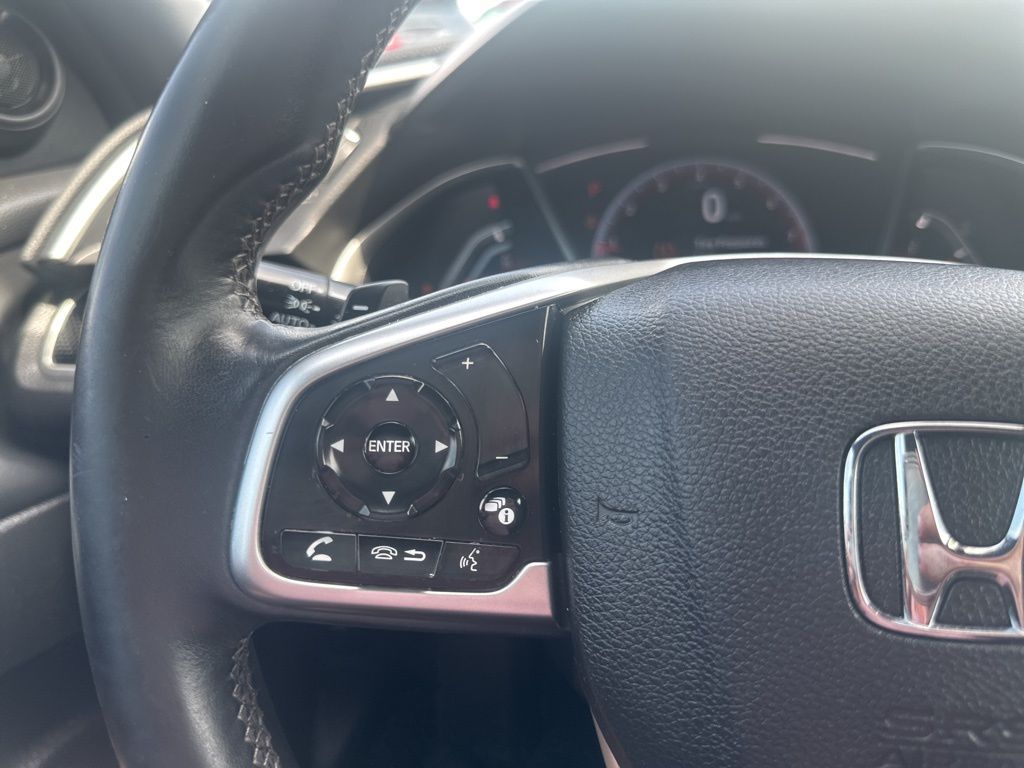 Vehicle image 23 of 27