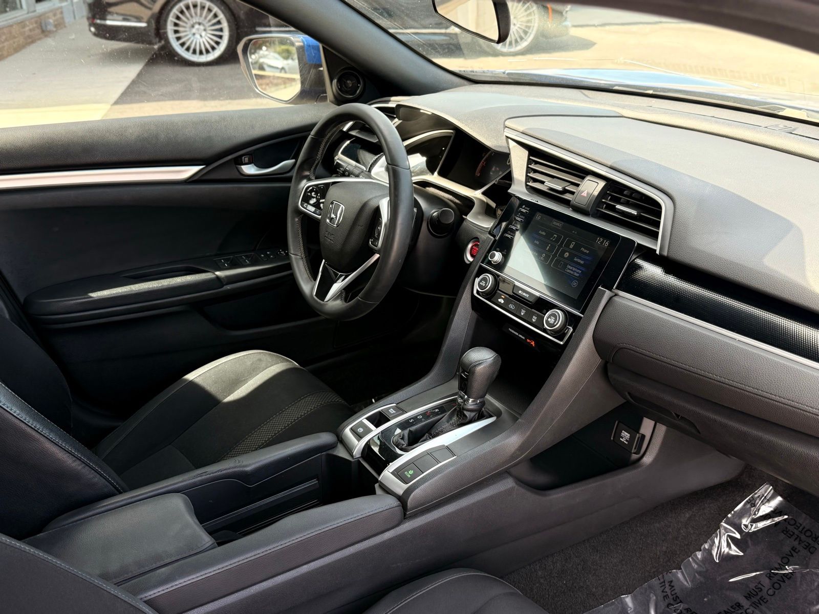 2020 Honda Civic Sport Image 22 of 33