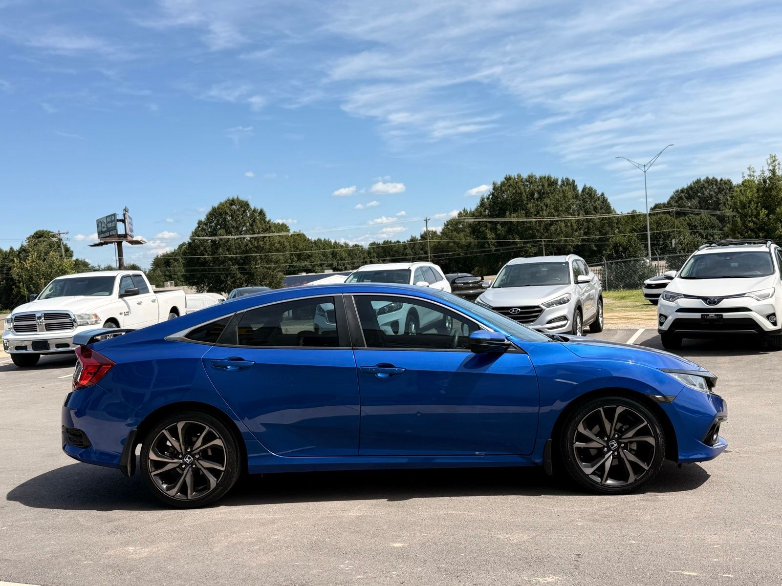2020 Honda Civic Sport Image 5 of 33