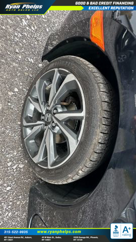 2020 Honda Civic Touring Image 2 of 7