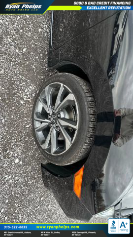 2020 Honda Civic Touring Image 4 of 7