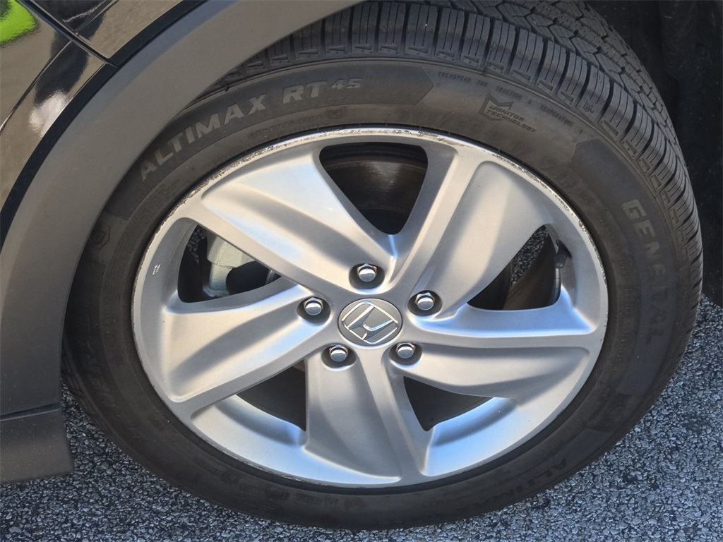 Vehicle image 11 of 33