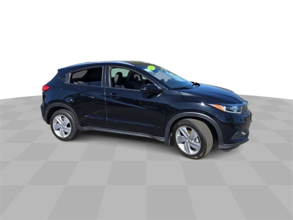 Vehicle image 4 of 33