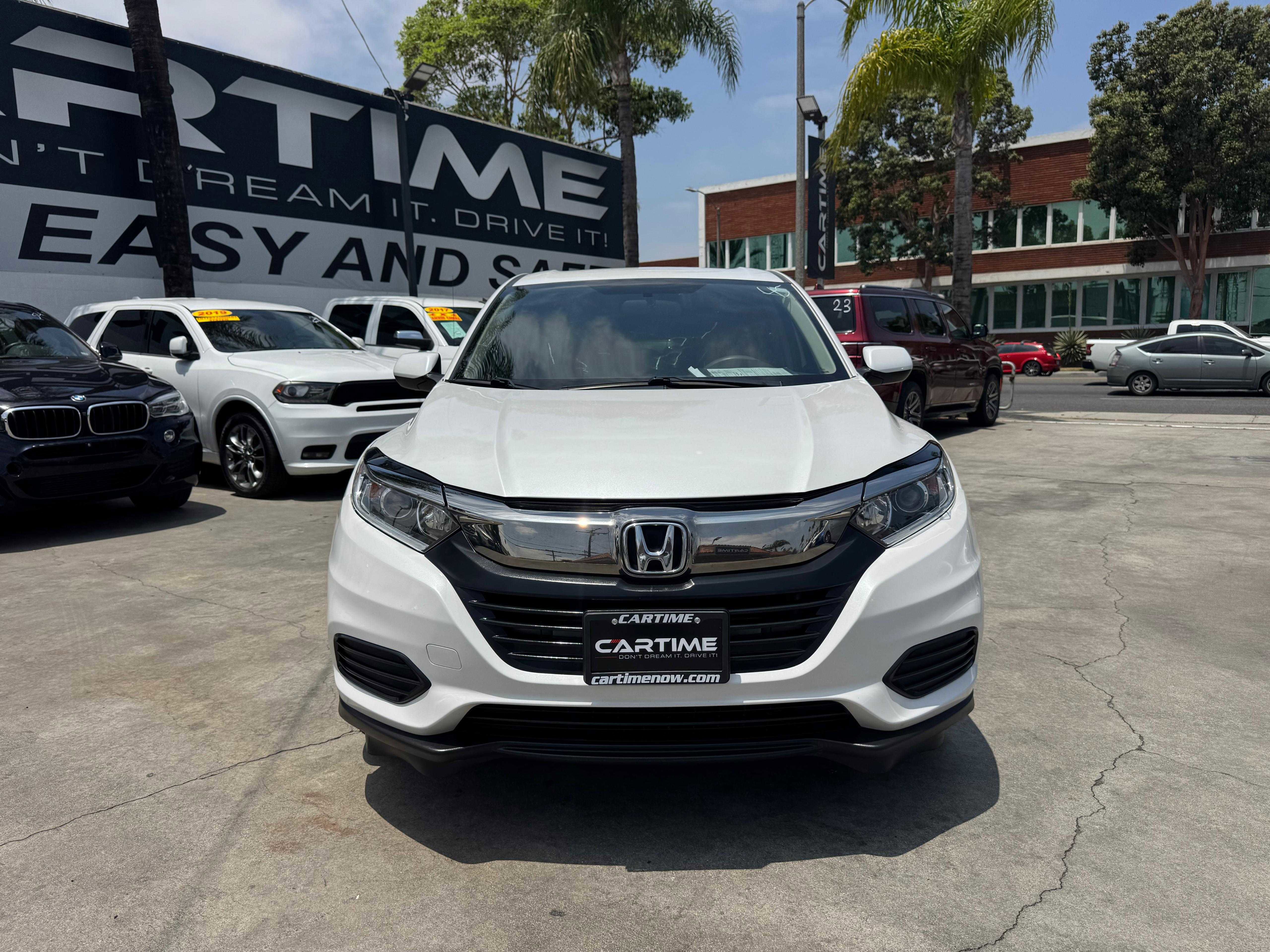 Vehicle image 5 of 63