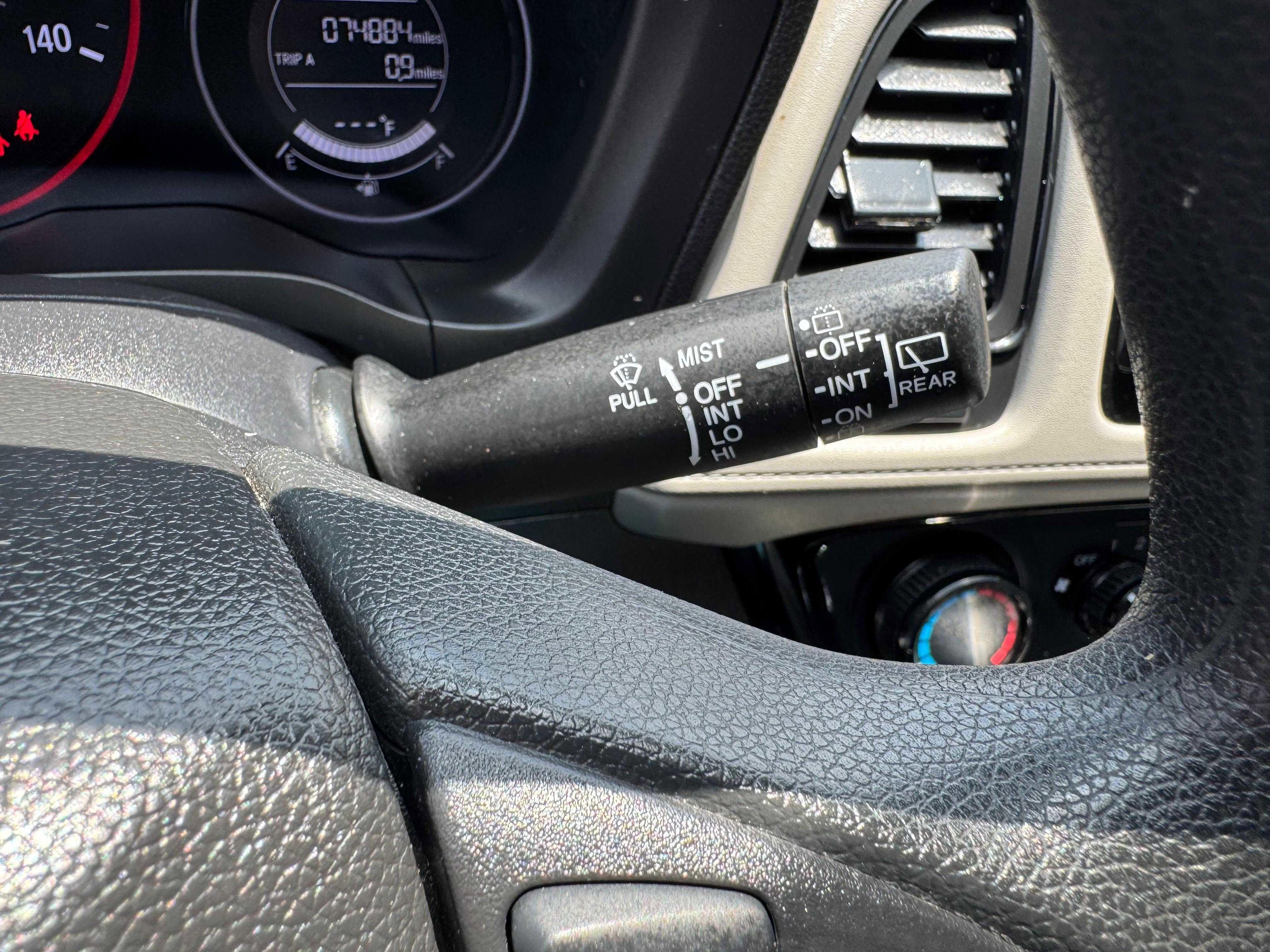 Vehicle image 26 of 63