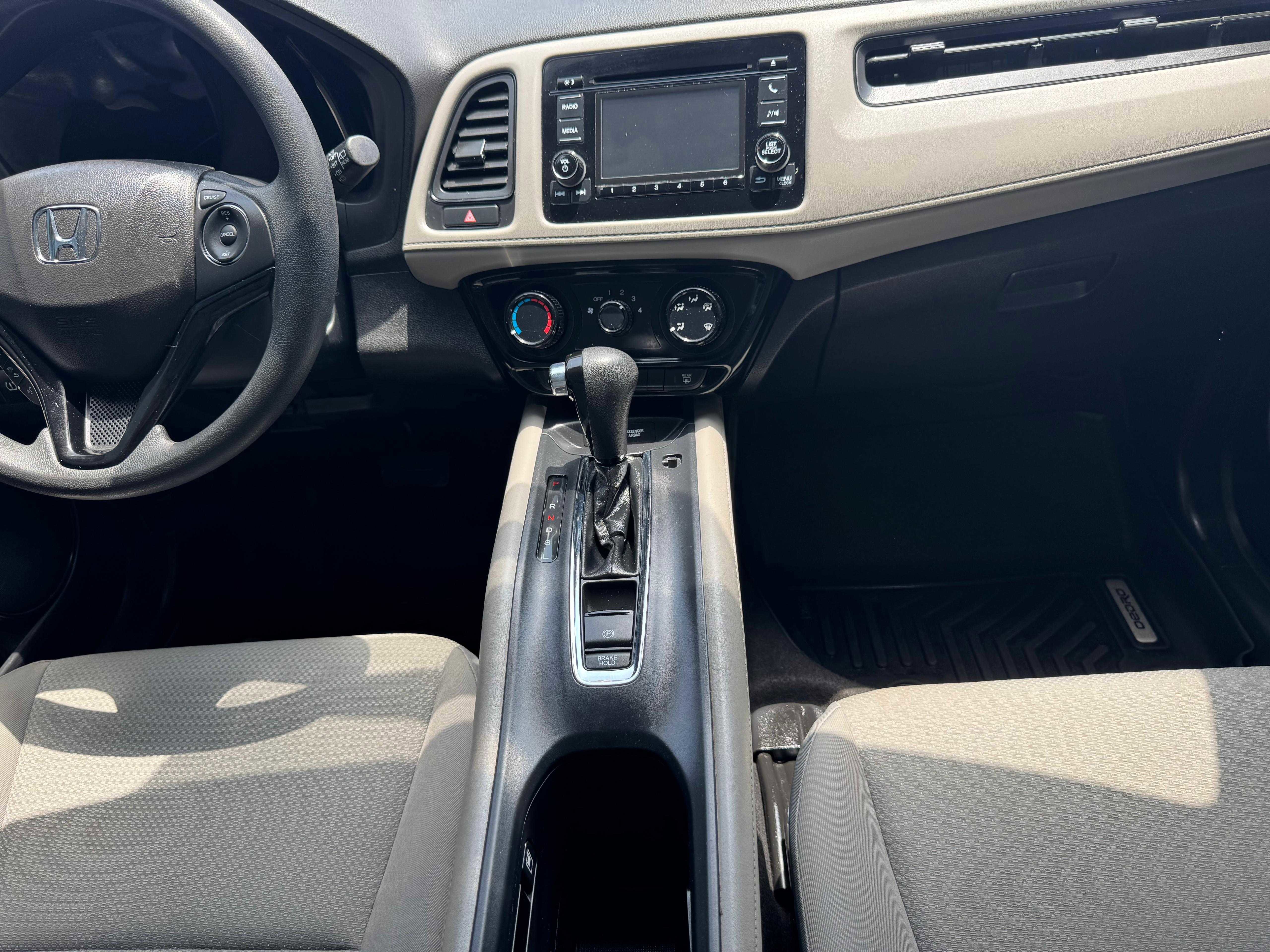 Vehicle image 46 of 63