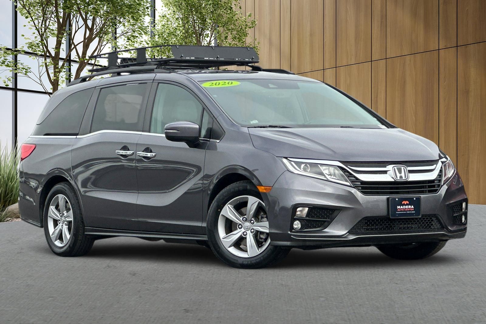 2020 Honda Odyssey EX-L Image 4 of 30