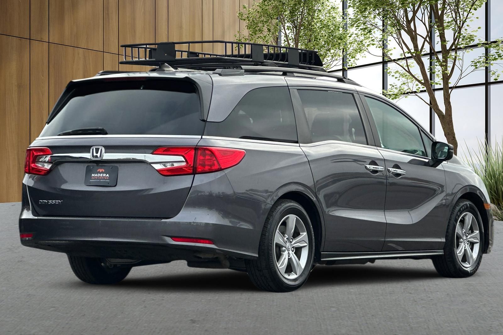 2020 Honda Odyssey EX-L Image 6 of 30