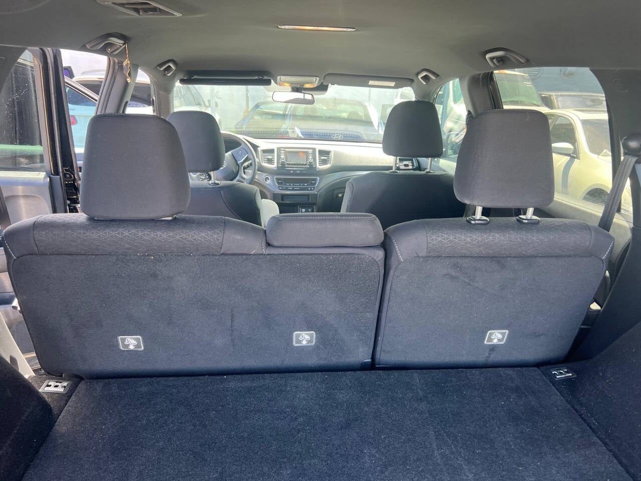 2020 Honda Passport Sport Image 7 of 30