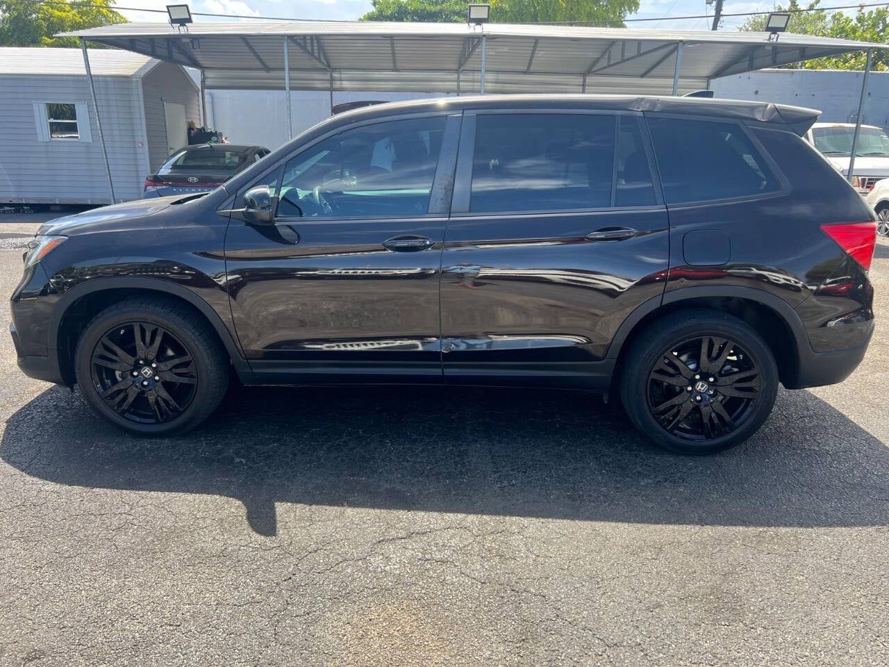 2020 Honda Passport Sport Image 4 of 30