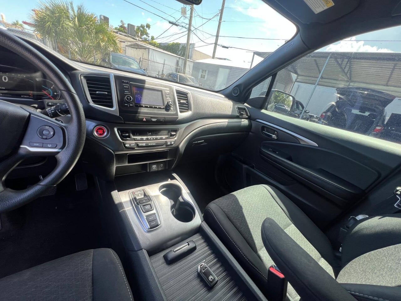 2020 Honda Passport Sport Image 14 of 30