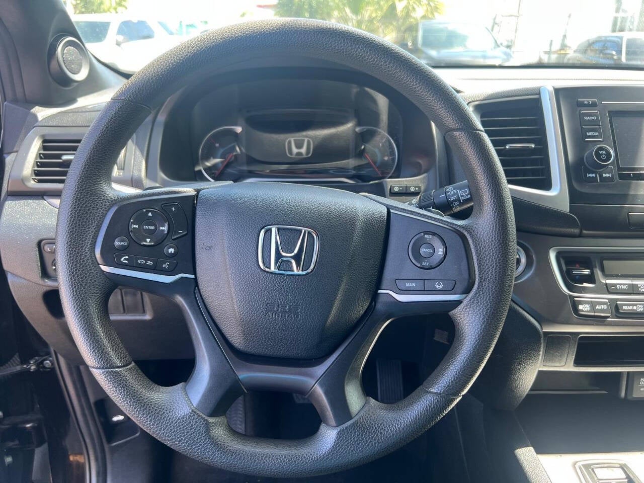 2020 Honda Passport Sport Image 26 of 30