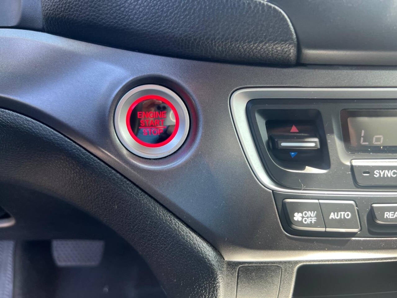 2020 Honda Passport Sport Image 25 of 30