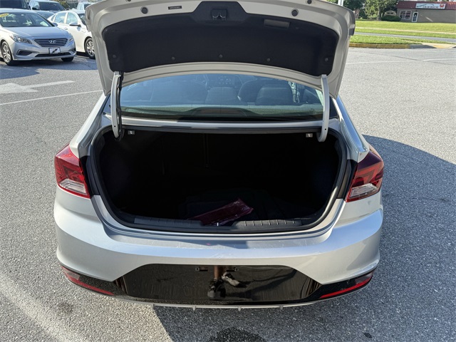 Vehicle image 9 of 24