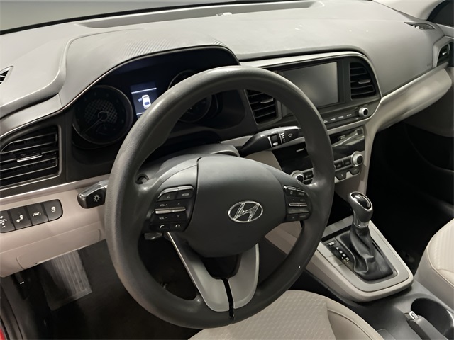 Vehicle image 16 of 24