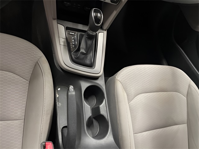 Vehicle image 15 of 24
