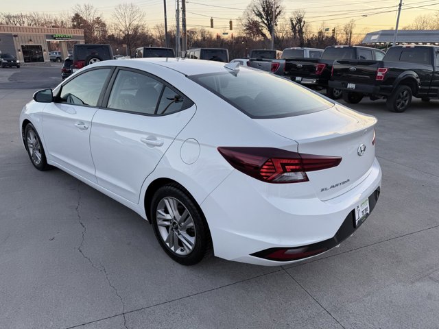 Vehicle image 12 of 26