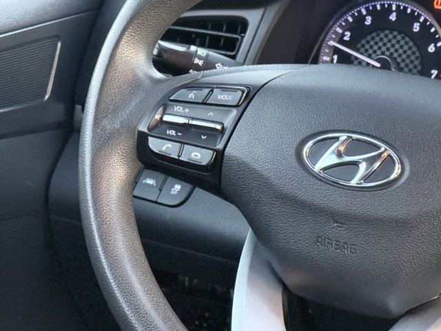 Vehicle image 20 of 26
