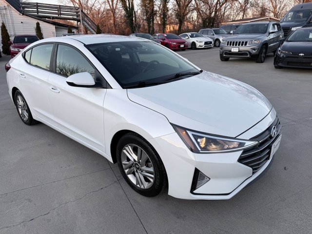 Vehicle image 4 of 26