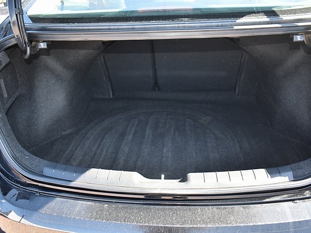 Vehicle image 13 of 40