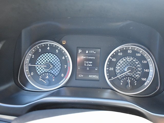 Vehicle image 35 of 40