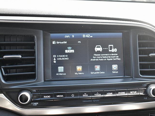 Vehicle image 29 of 40