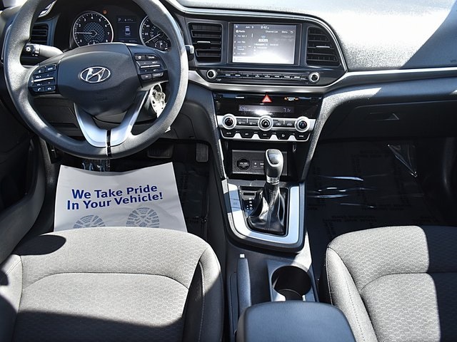 Vehicle image 24 of 40