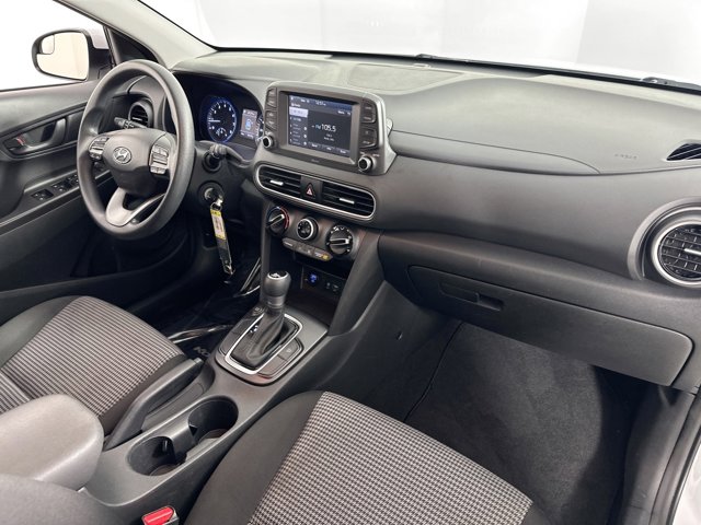 Vehicle image 26 of 28