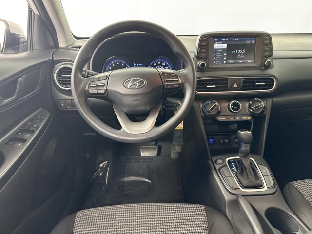 Vehicle image 20 of 28