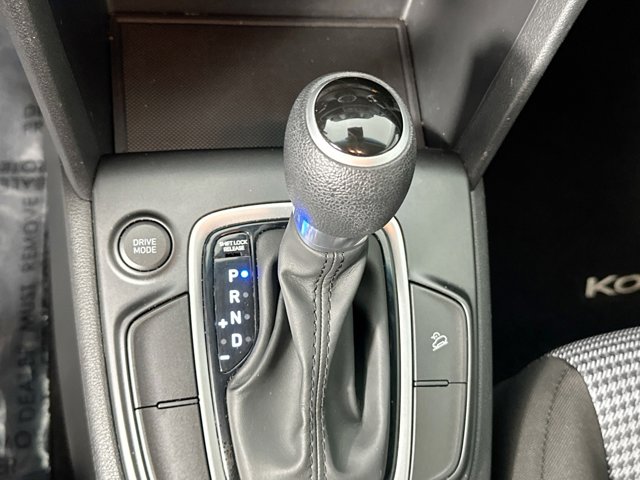 Vehicle image 16 of 28