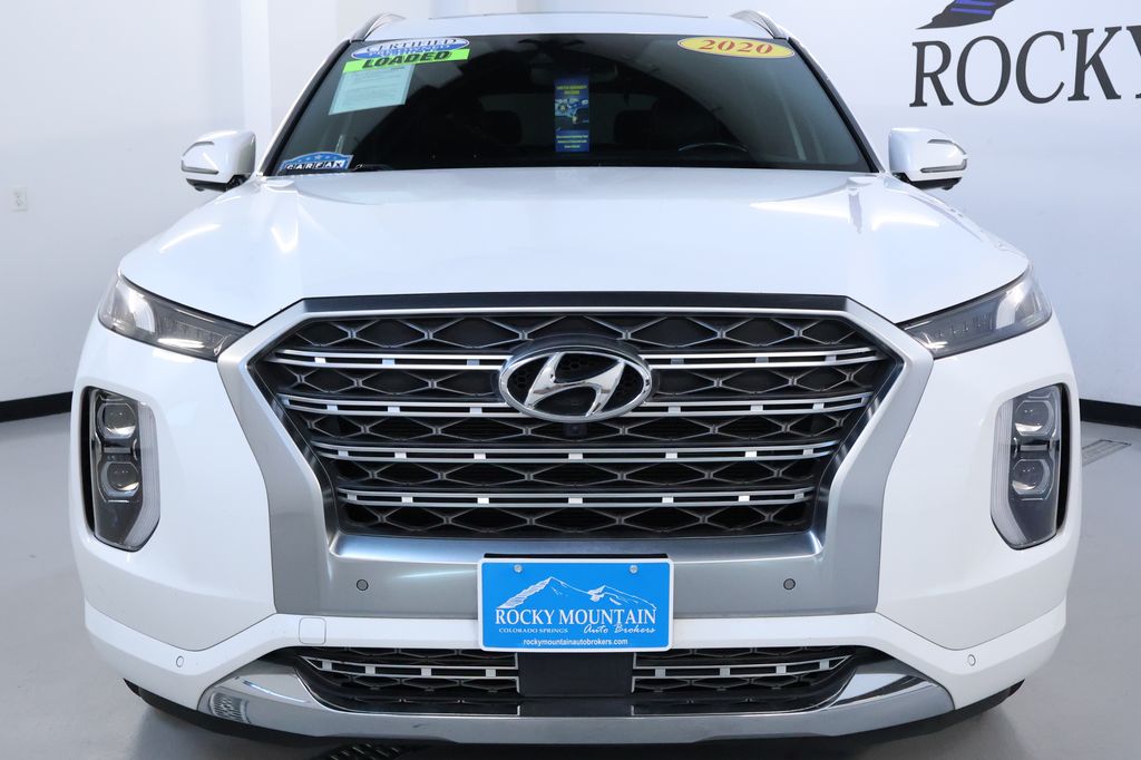 Vehicle image 2 of 43