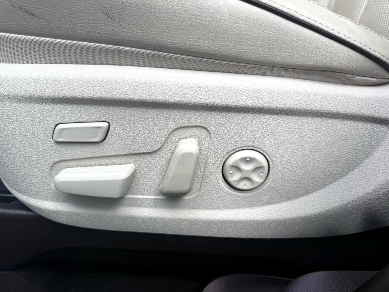 2020 Hyundai Palisade Limited Image 28 of 41